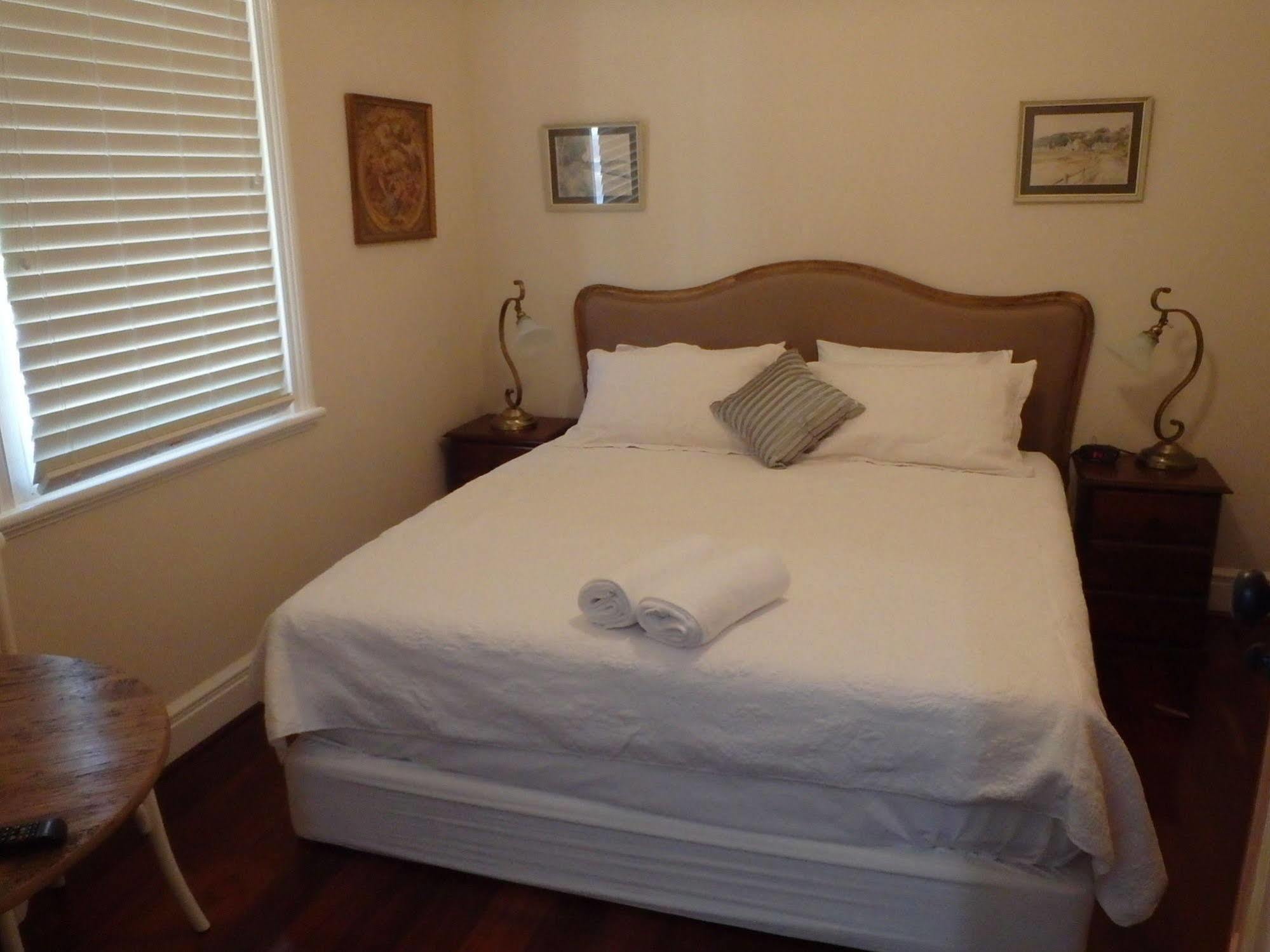 ハンプトン イン フリーマントル ベッド&ブレックファースト Bed & Breakfast エクステリア 写真